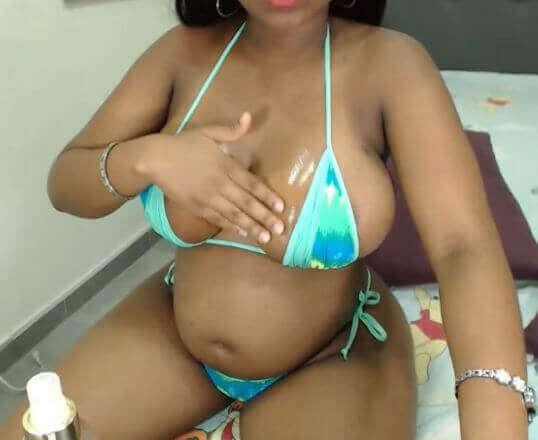 Picture of a pregnant South African woman